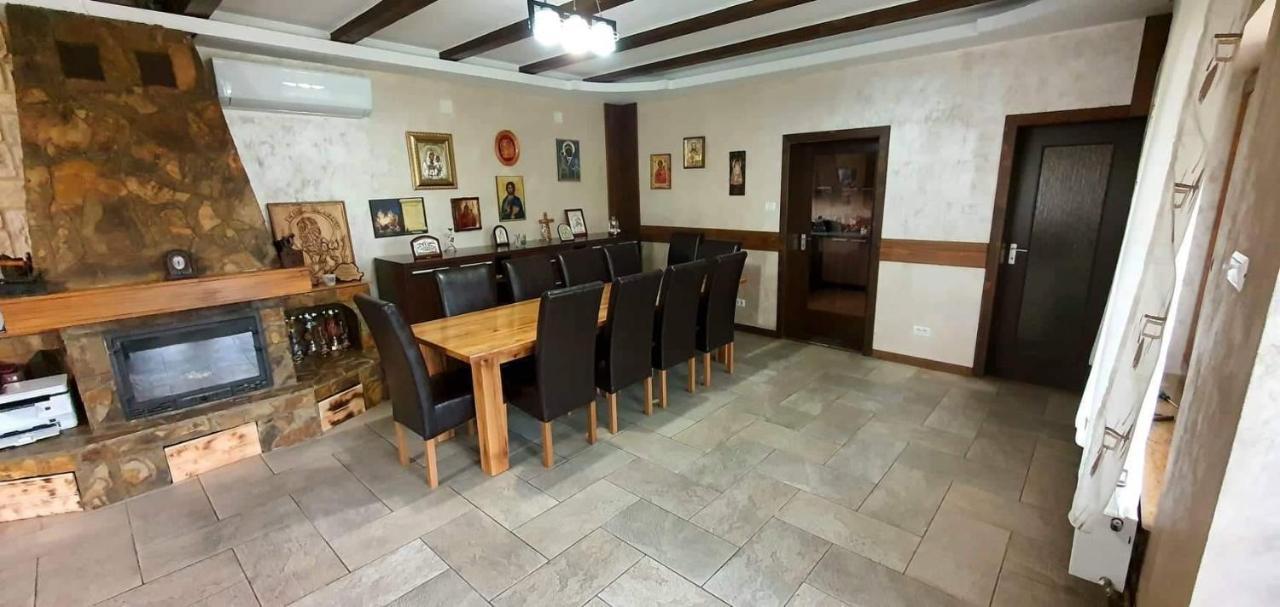 Pensiunea Raiul Muntilor Sebiş Εξωτερικό φωτογραφία