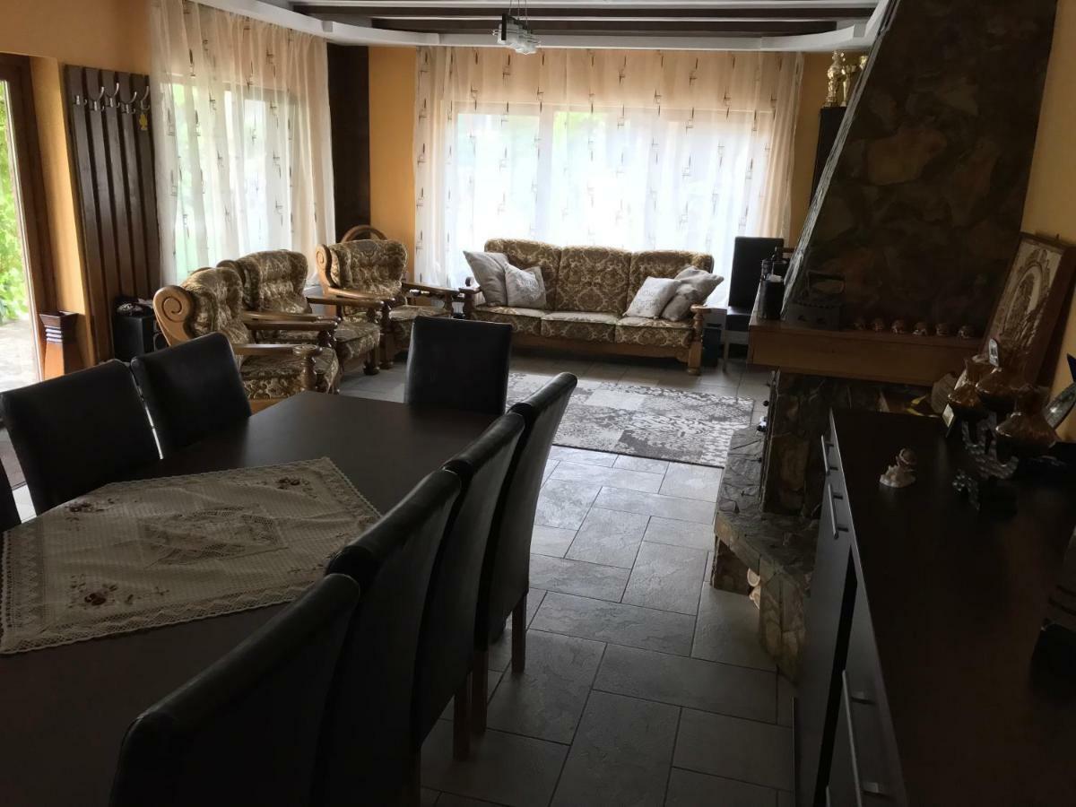 Pensiunea Raiul Muntilor Sebiş Εξωτερικό φωτογραφία